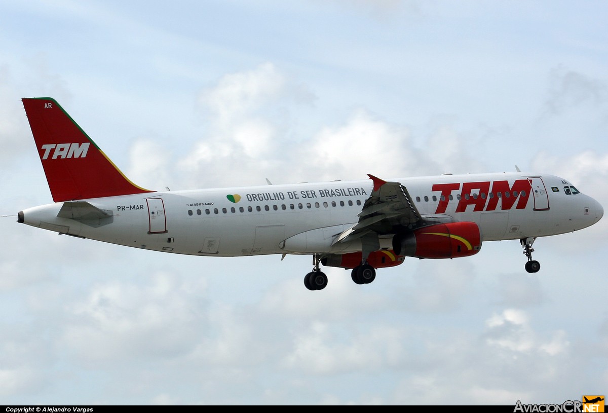 PR-MAR - Airbus A320-232 - TAM
