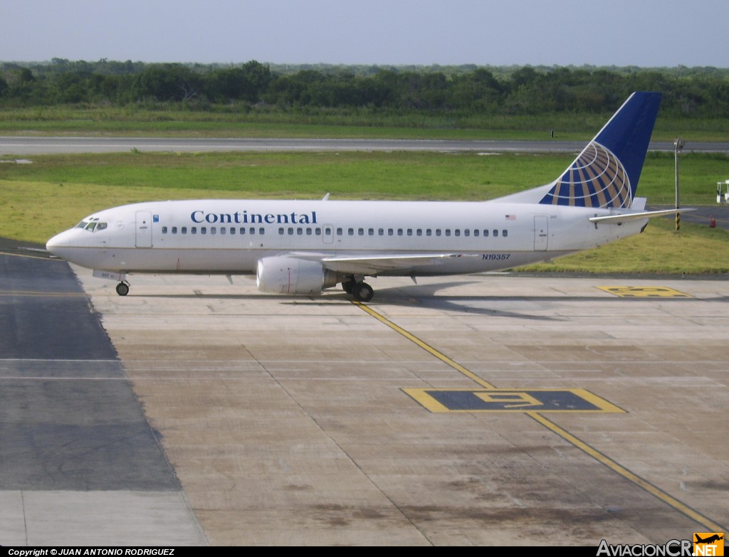 N19357 - Boeing 737-3TO - Continental Airlines