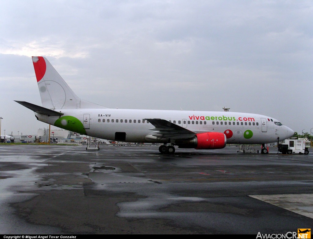 XA-VIV - Boeing 737-301 - Viva Aerobus