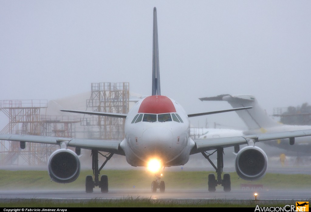 N494TA - Airbus A320-233 - TACA