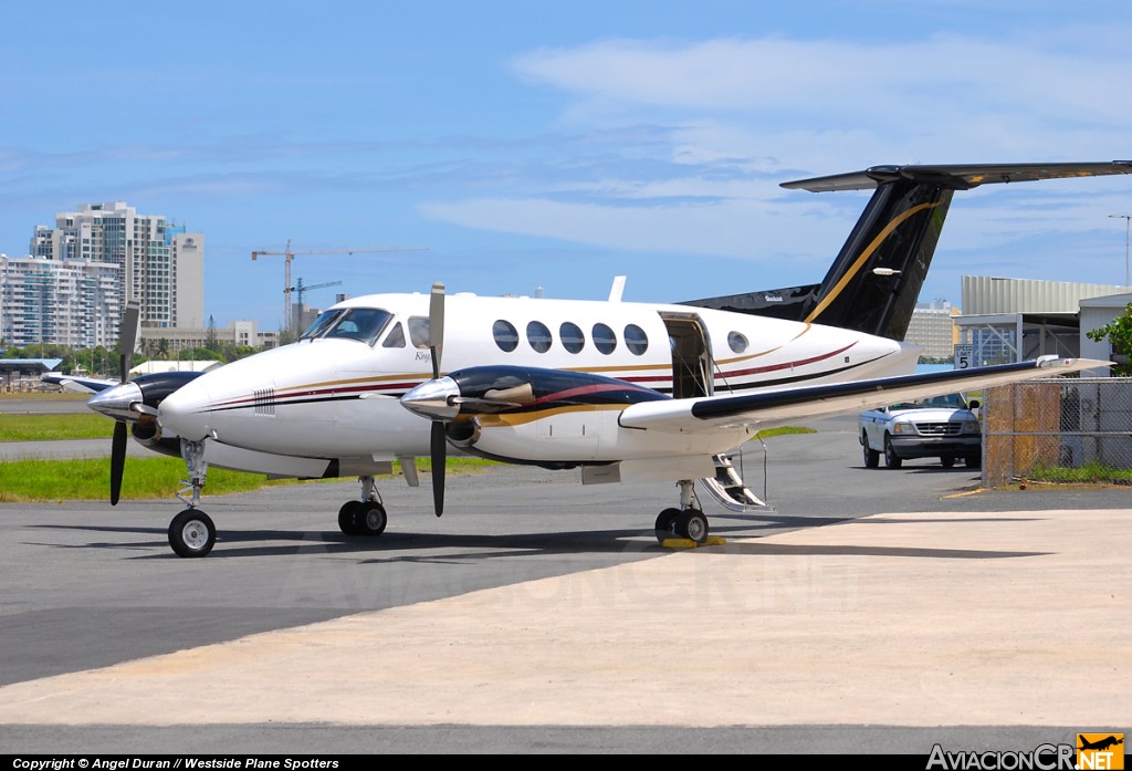 N433HC - Beechcraft Super King Air B200 - Lj 1381 Corp