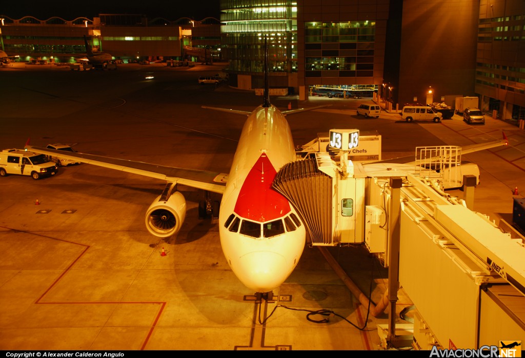 N490TA - Airbus A320-233 - TACA