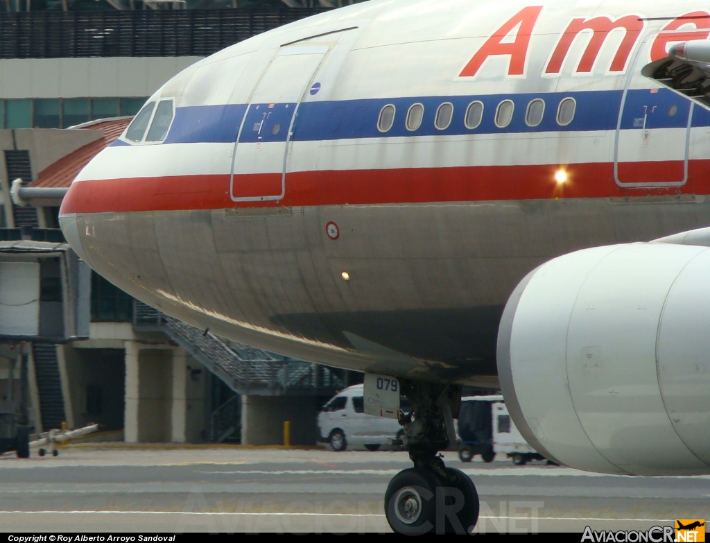 N70079 - Airbus A300B4-605R - American Airlines