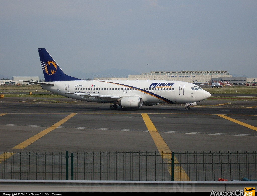 XA-MAI - Boeing 737-377 - Magnicharter