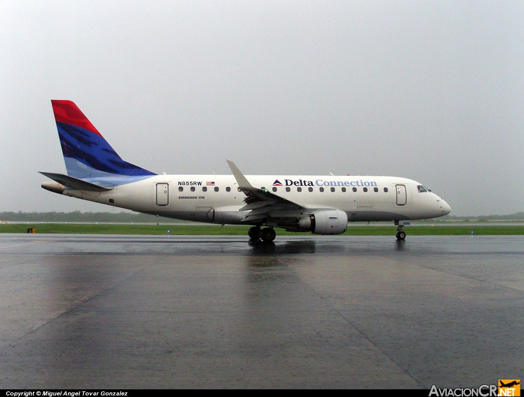 N855RW - Embraer ERJ-170-100SE - Delta Connection (Shuttle America)