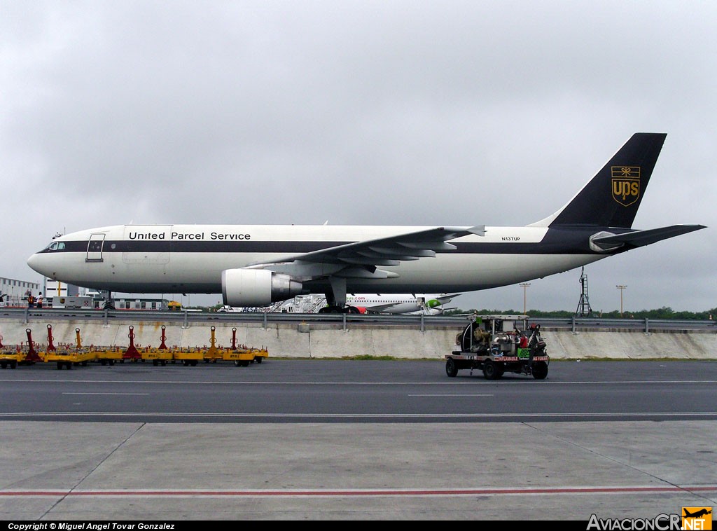 N137UP - Airbus A300 F4-622R - UPS - United Parcel Service