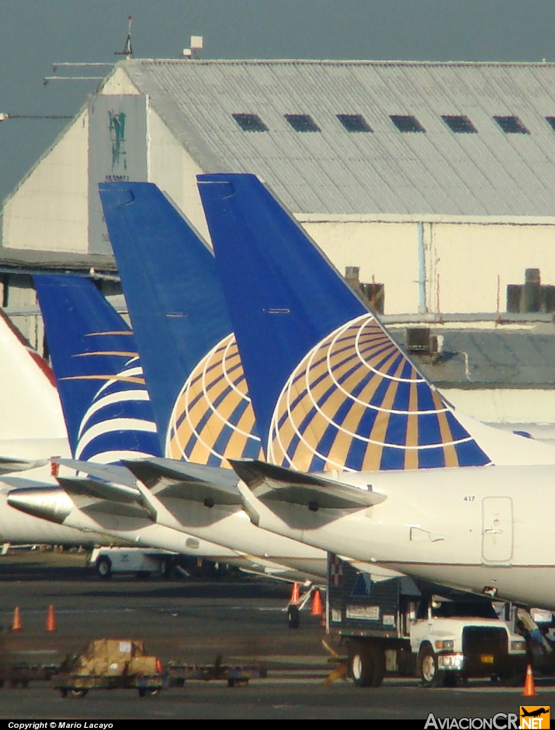N38417 - Boeing 737-924 - Continental Airlines