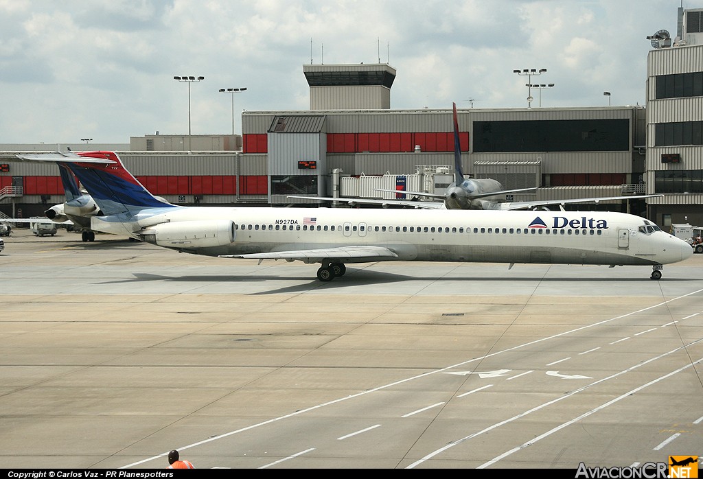 N927DA - McDonnell Douglas MD-88 - Delta Air Lines