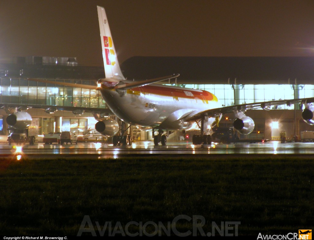 EC-IDF - Airbus A340-313X - Iberia