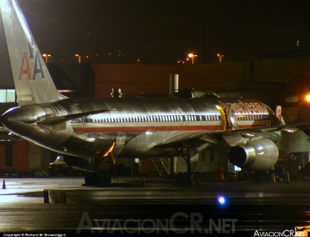 N673AN - Boeing 757-223 - American Airlines