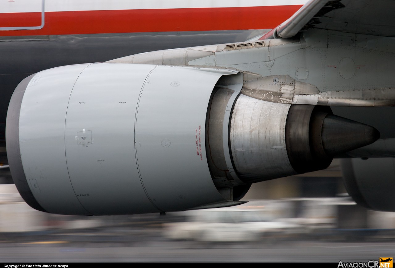 N14065 - Airbus A300B4-605R - American Airlines