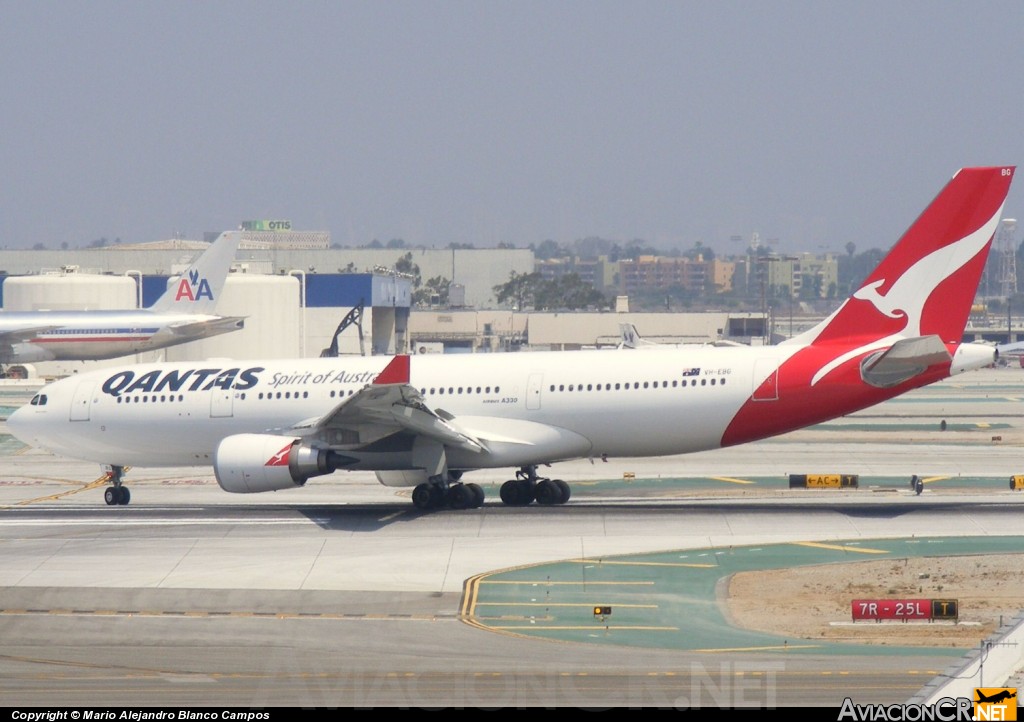 VH-EBG - Airbus A330-203 - Qantas