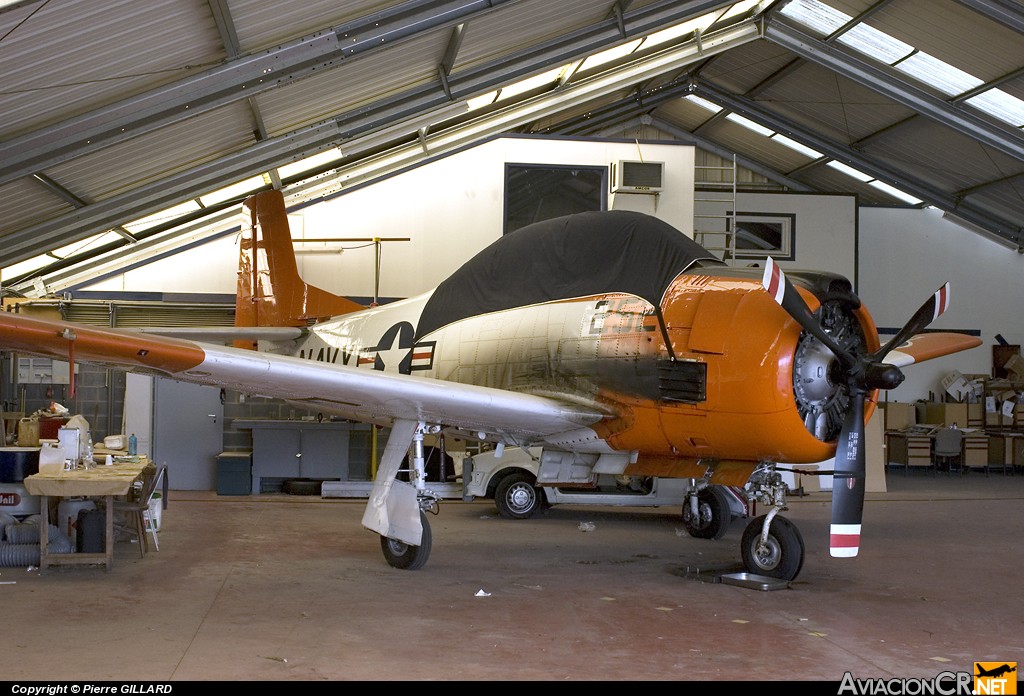 N556EB - North American T-28 Trojan (Genérico) - Privado