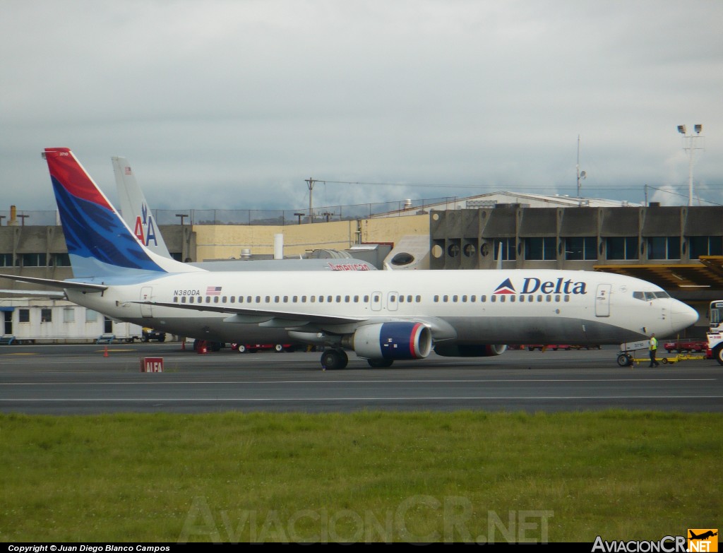 N380DA - Boeing 737-832 - Delta Air Lines
