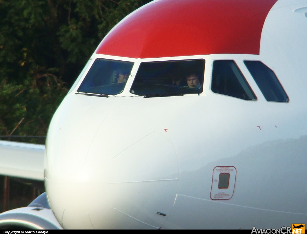 N499TA - Airbus A320-233 - TACA