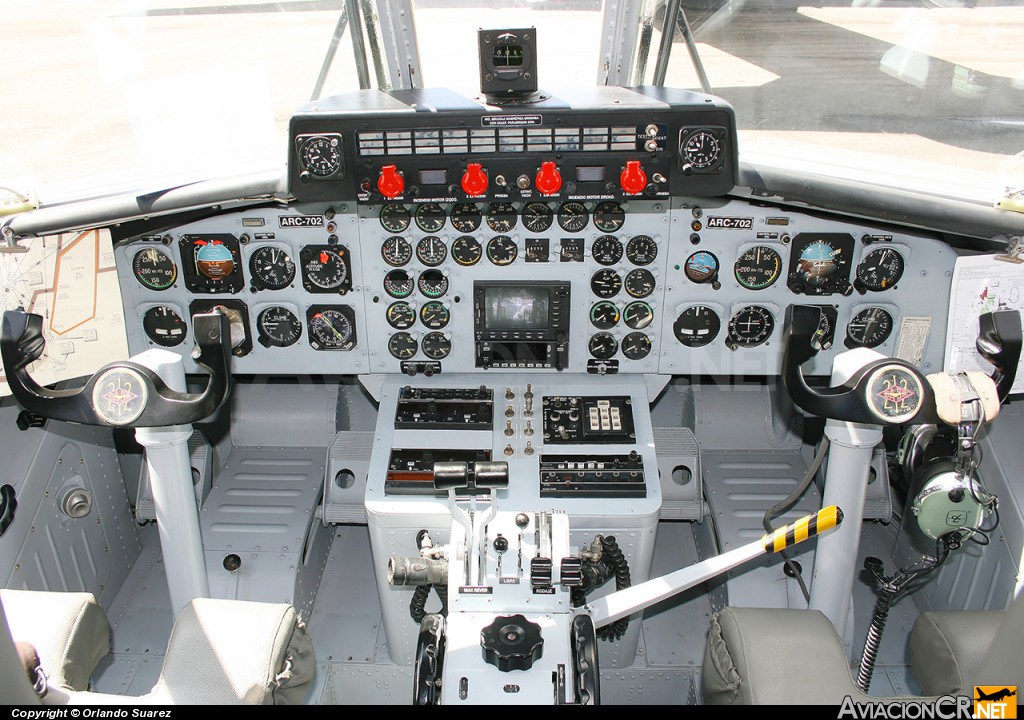 ARC-702 - CASA C-212-100 - Armada de Colombia