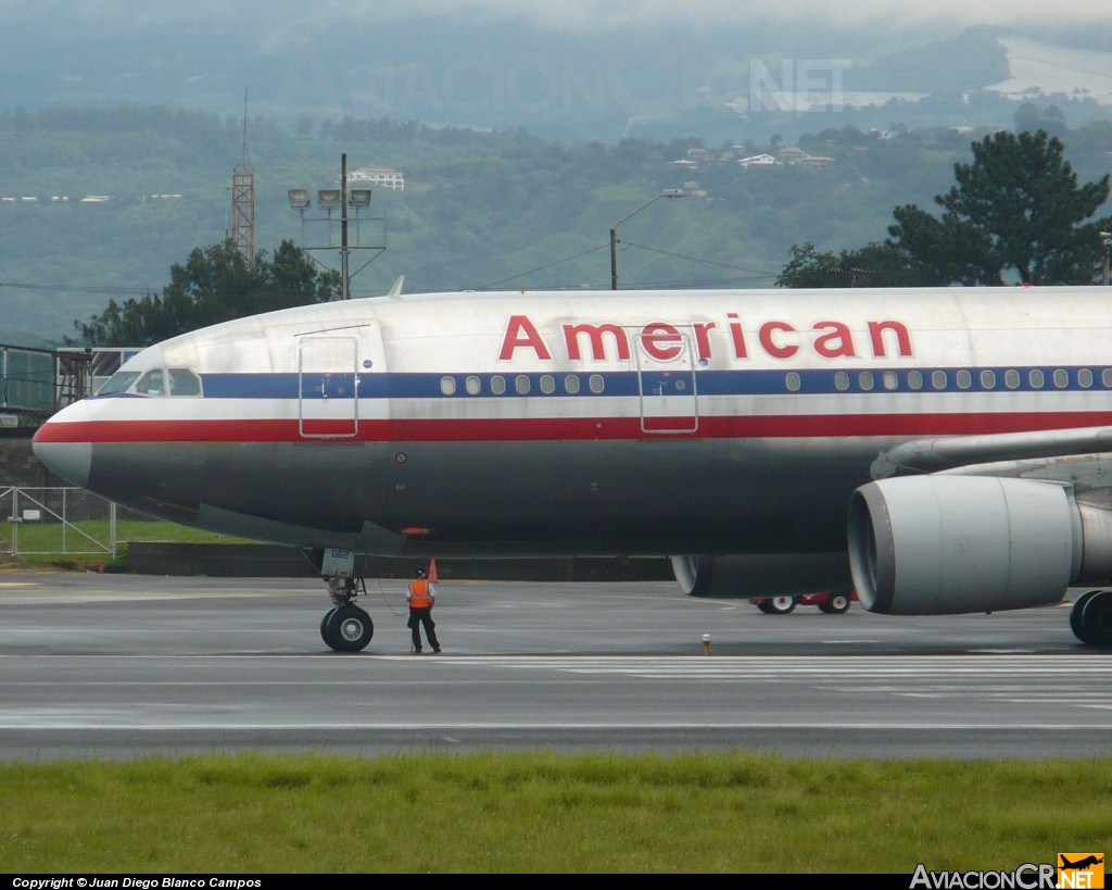 N7062A - Airbus A300B4-605R - American Airlines