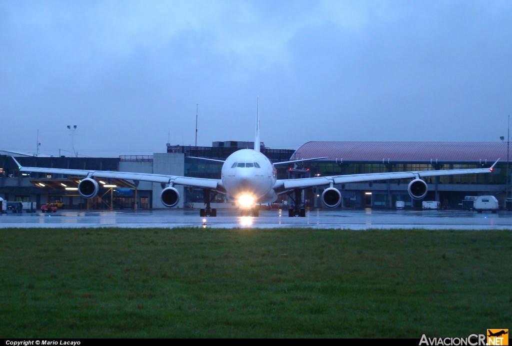 EC-GGS - Airbus A340-313 - Iberia