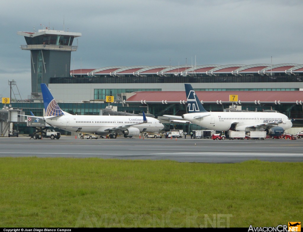 N304ML - Airbus A320-231 - Mexicana