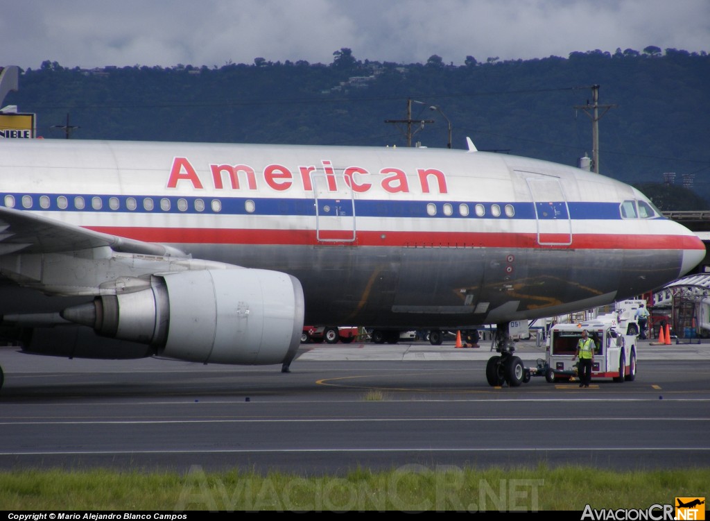 N50051 - Airbus A300B4-605R - American Airlines