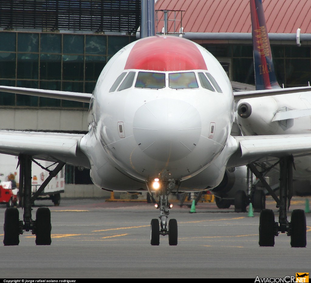 N495TA - Airbus A320-233 - TACA