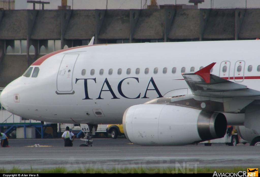 N494TA - Airbus A320-233 - TACA