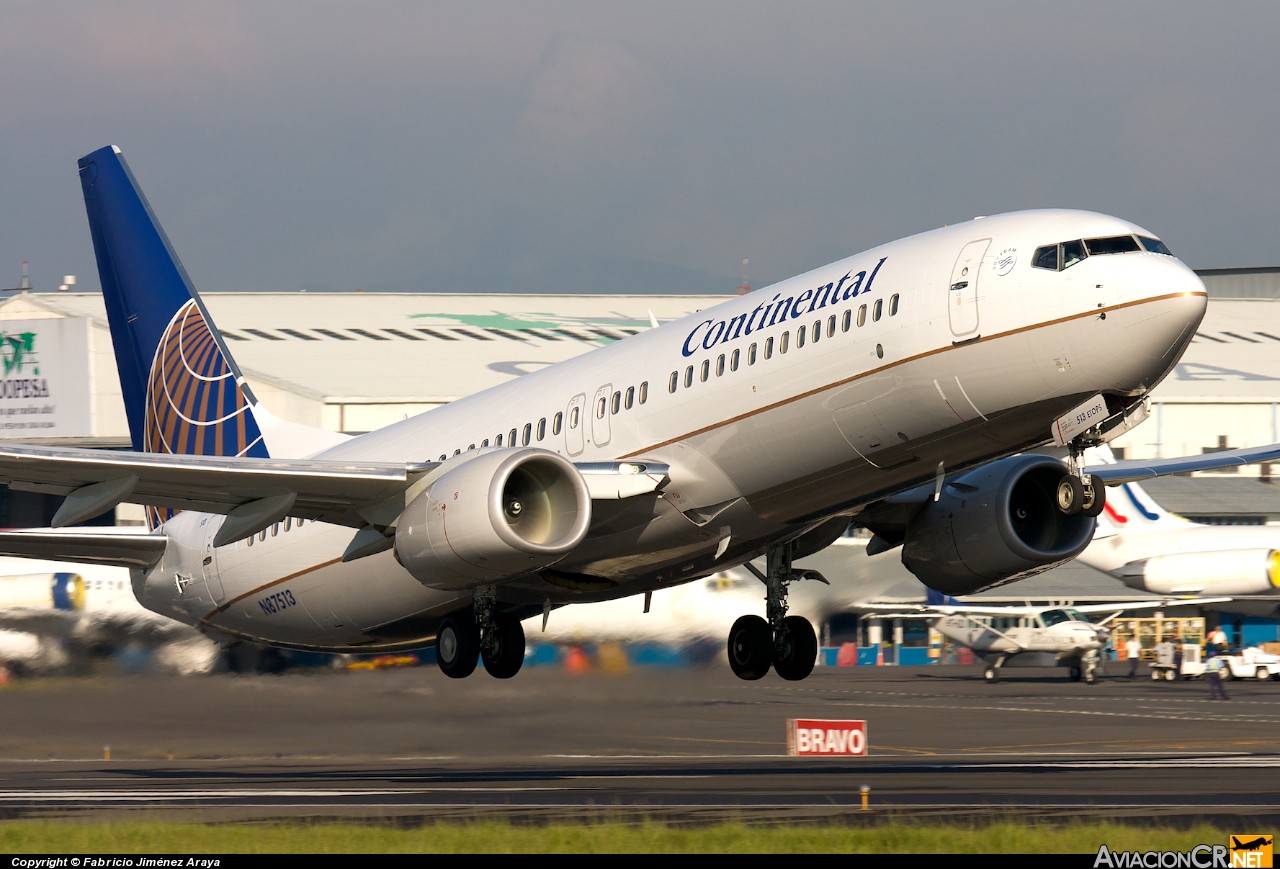 N87513 - Boeing 737-824 - Continental Airlines