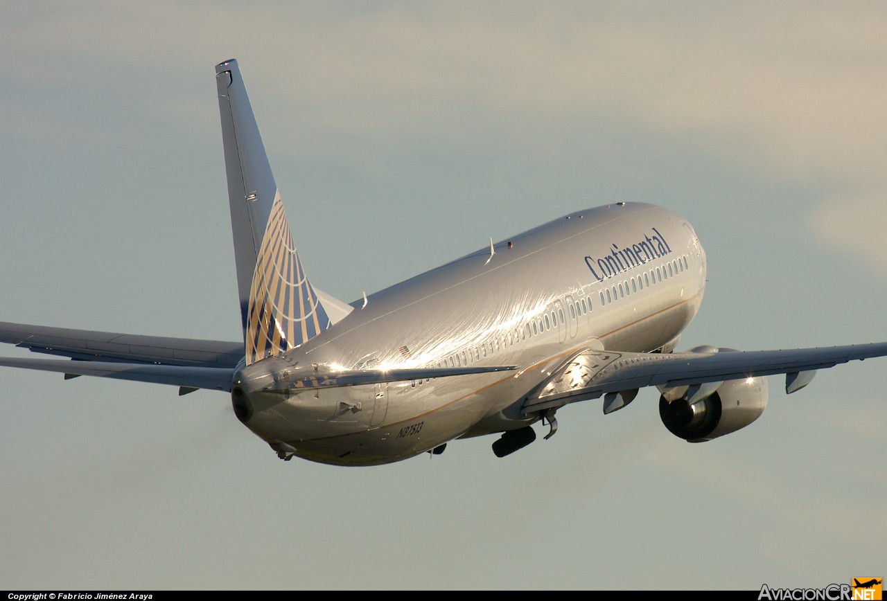 N87513 - Boeing 737-824 - Continental Airlines