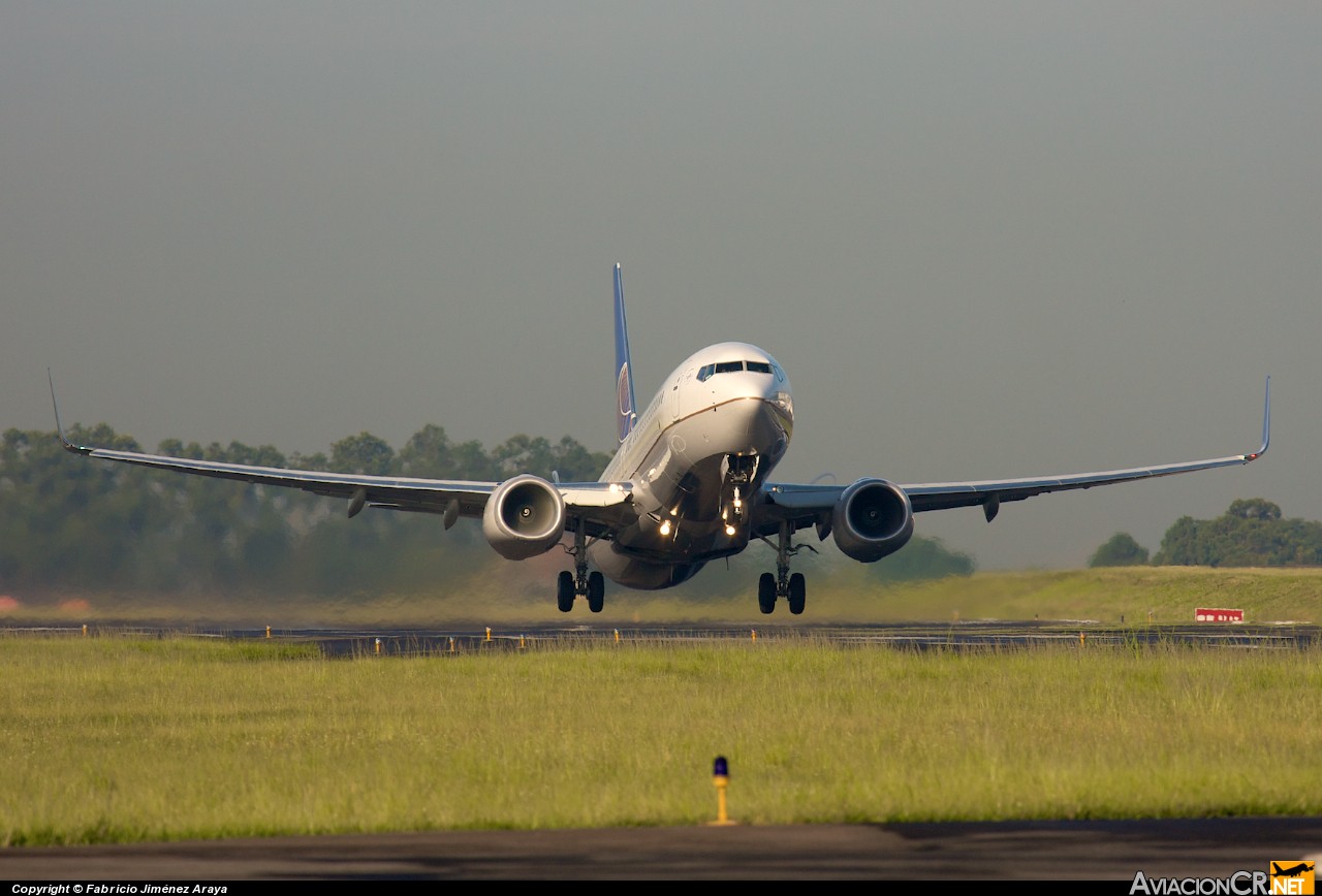 N87512 - Boeing 737-824 - Continental Airlines
