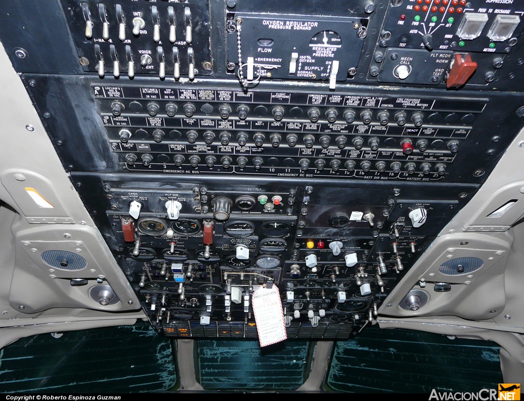 TI-BBH - McDonnell Douglas MD-82 - Costa Rica Skies