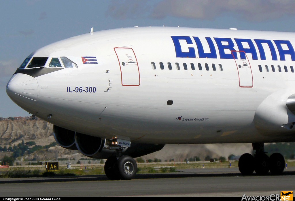 CU-T1254 - Ilyushin Il-96-300 - Cubana de Aviación