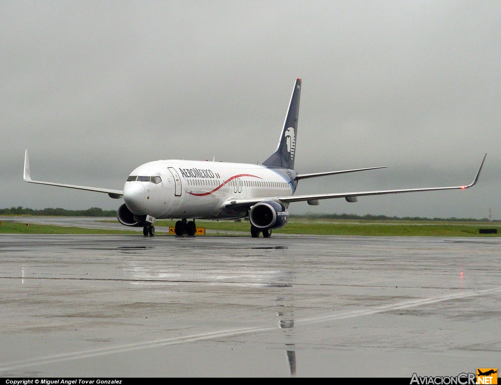 EI-DRB - Boeing 737-852 - Aeromexico