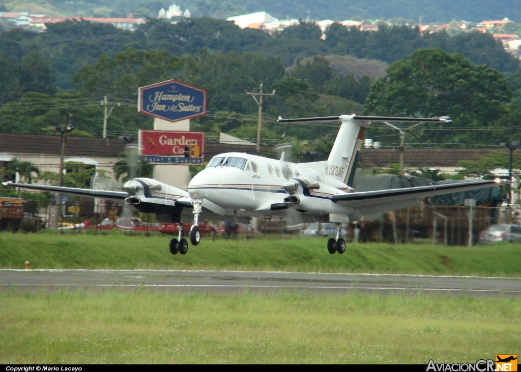 N123AF - Beechcraft B300 King Air - Aerobell