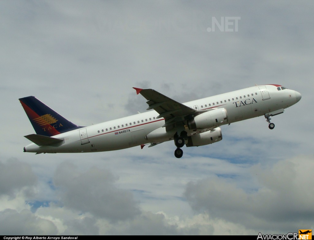 N495TA - Airbus A320-233 - TACA