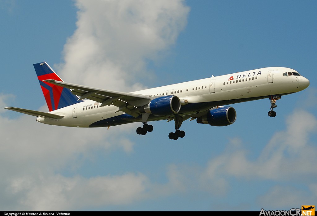 N689DL - Boeing 757-232 - Delta Air Lines
