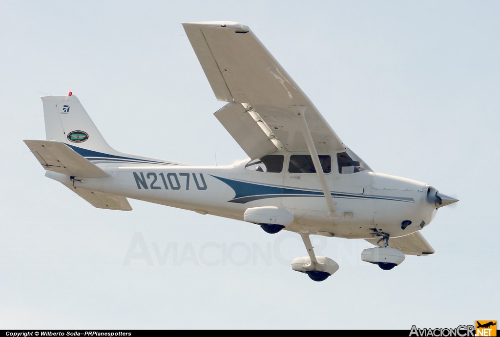 N2107U - Cessna 172S Skyhawk SP - Isla Grande Flying School