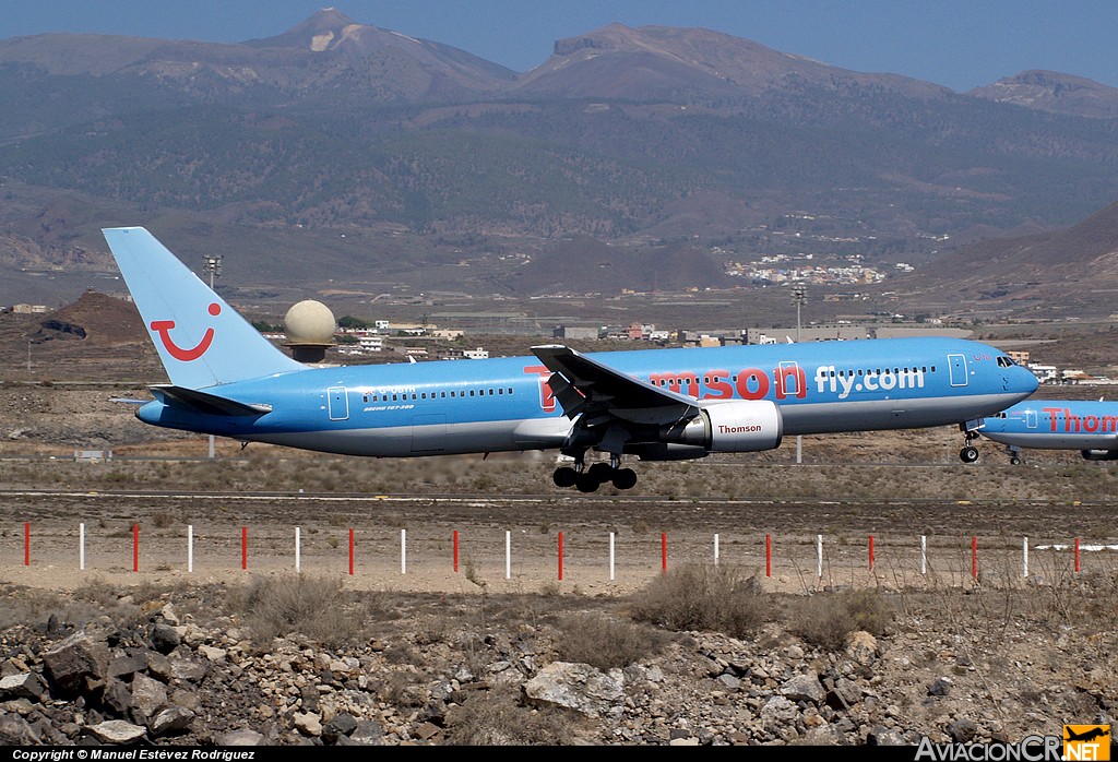 G-OBYH - Boeing 767-304/ER - Thomsonfly