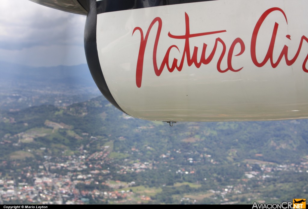 TI-BBQ - De Havilland Canada DHC-6-300 Twin Otter/VistaLiner - Nature Air