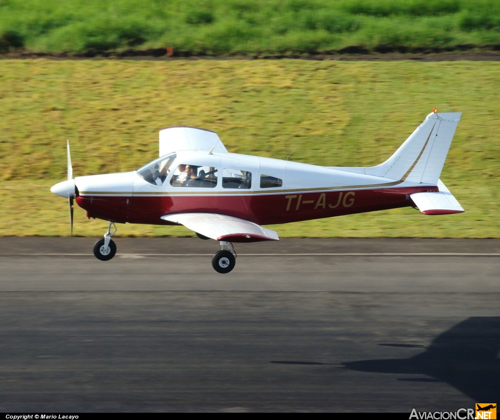 TI-AJG - Piper PA-28-181 Cherokee Archer II - ECDEA - Escuela Costarricense de Aviación
