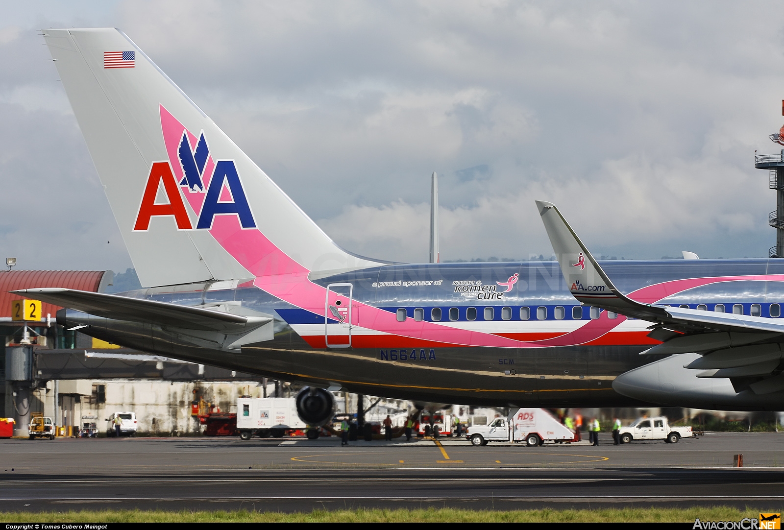 N664AA - Boeing 757-223 - American Airlines