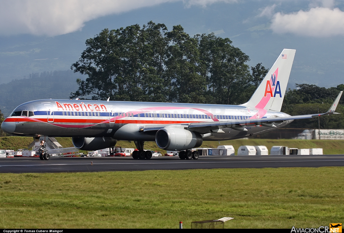 N664AA - Boeing 757-223 - American Airlines