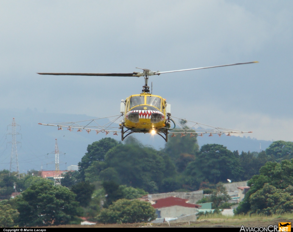 TI-AZK - Bell 204 (UH-1C) Iroquois - Privado
