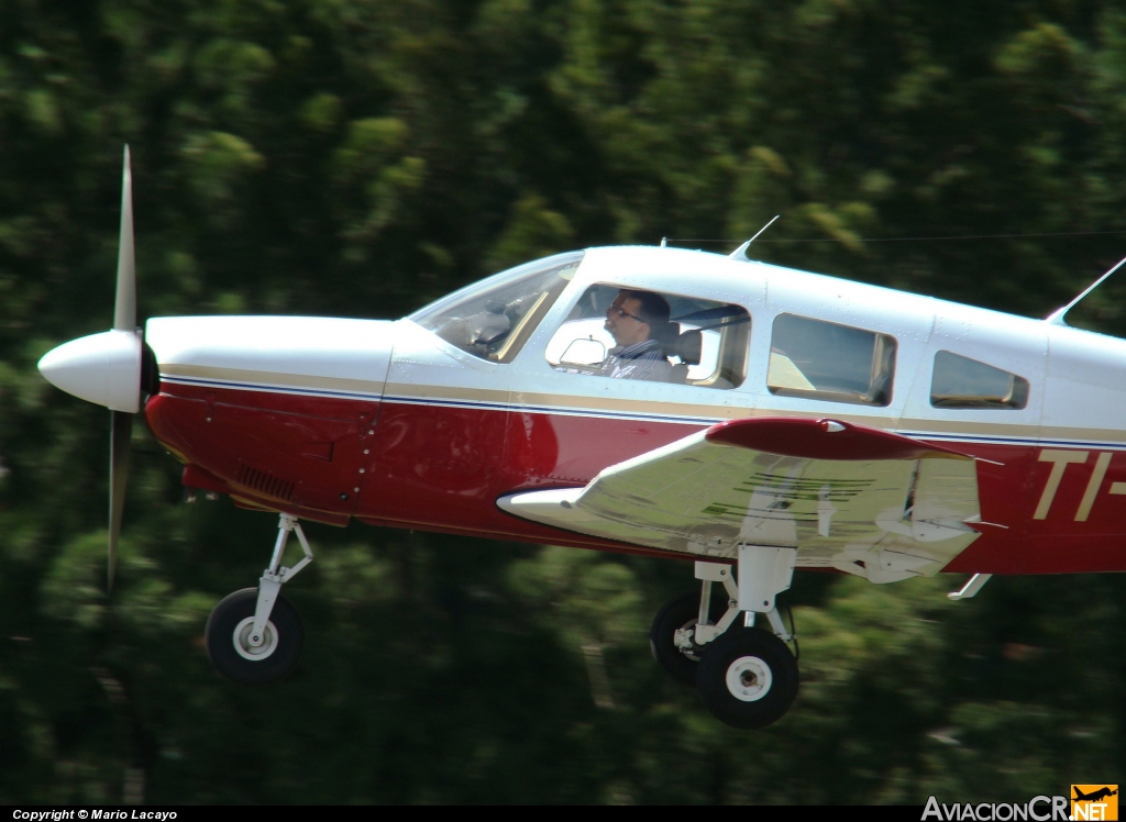 TI-ANI - Piper PA-28-181 Cherokee Archer II - ECDEA - Escuela Costarricense de Aviación