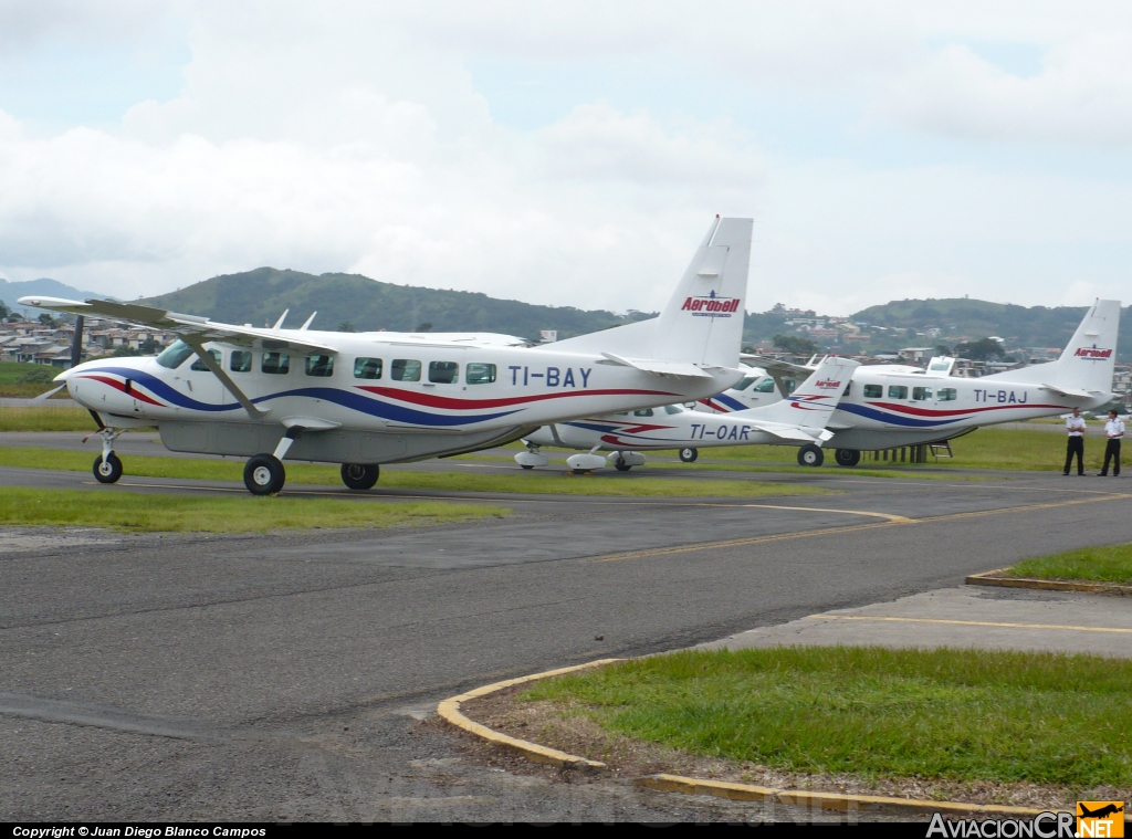 TI-BAY - Cessna 208B Grand Caravan - Aerobell