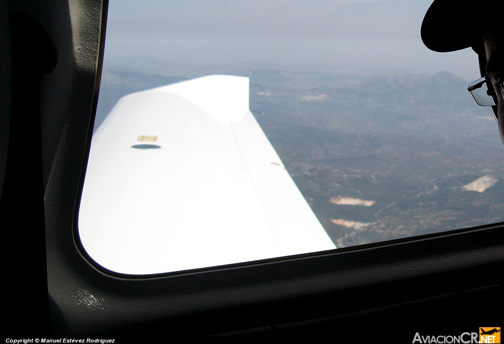 D-ESCR - Diamond Aircraft DA-40D Diamond Star TDI - Private