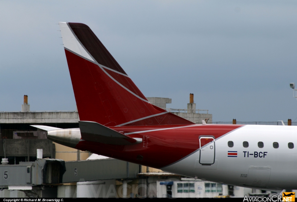TI-BCF - Embraer 190-100IGW - TACA International Airlines