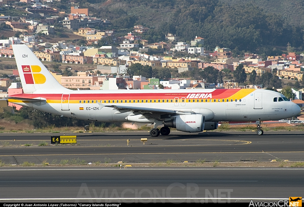 EC-IZH - Airbus A320-214 - Iberia