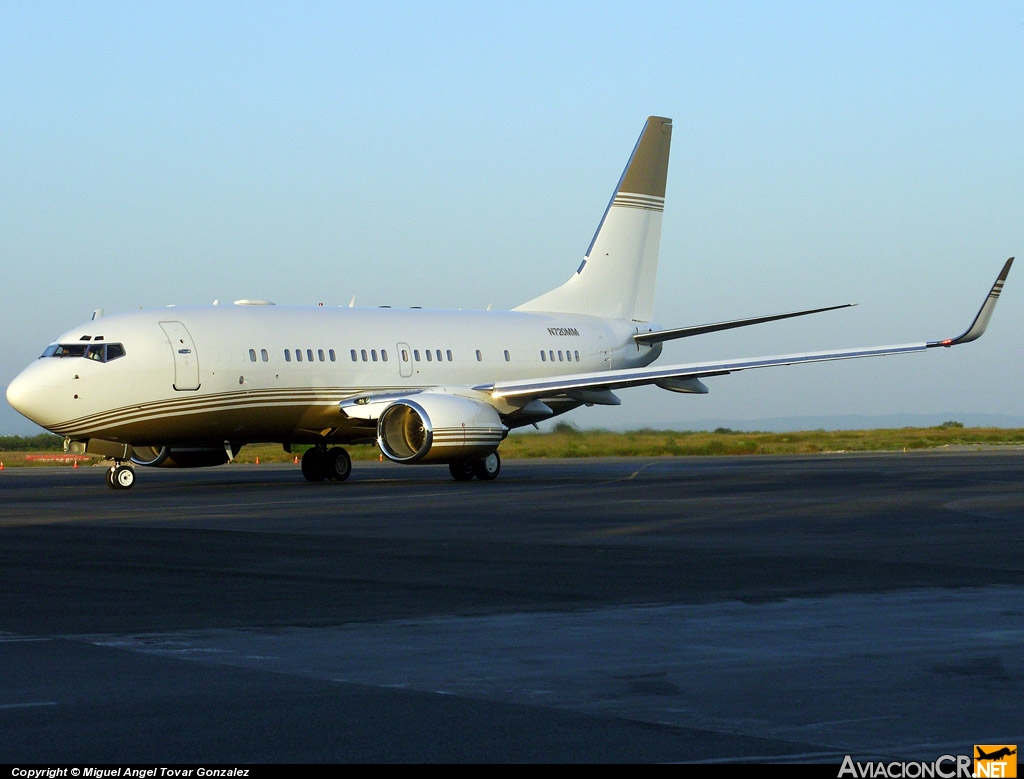 N720MM - Boeing 737-7ET BBJ - Privado
