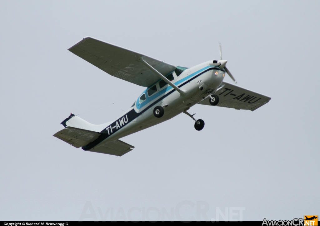 TI-AWU - Cessna U206F Stationair - Privado