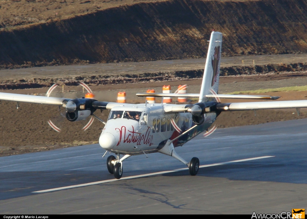 TI-AZD - De Havilland Canada DHC-6-300 Twin Otter - Nature Air